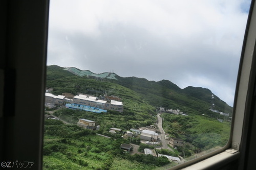 ヘリコプターからの青ヶ島
