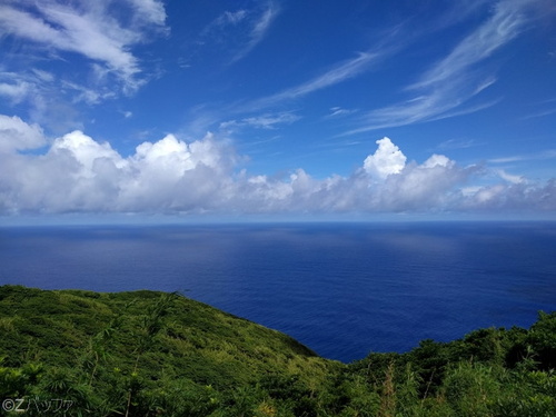 青ヶ島からの海