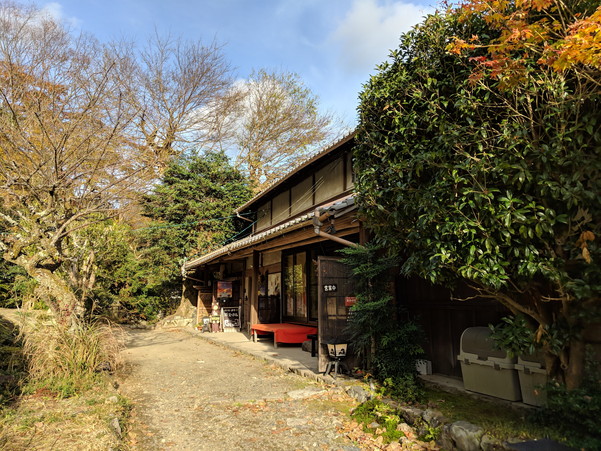 猫猫寺(にゃんにゃんじ)
