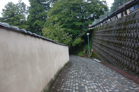 こおろぎ橋付近の町並み
