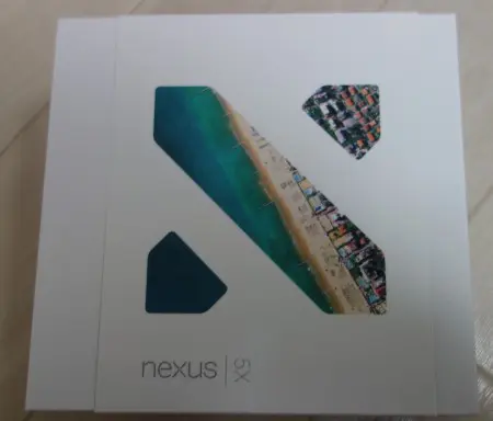 Nexus５Xの化粧箱