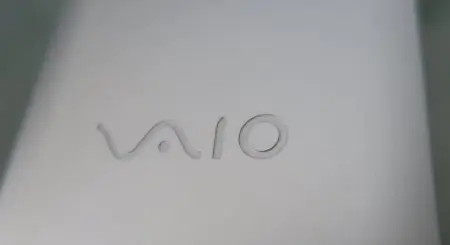 VAIO Phone Biz　刻印マーク