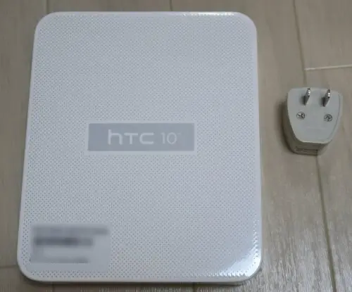 HTC 10の化粧箱