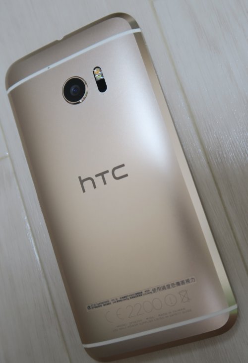 HTC 10のデザイン