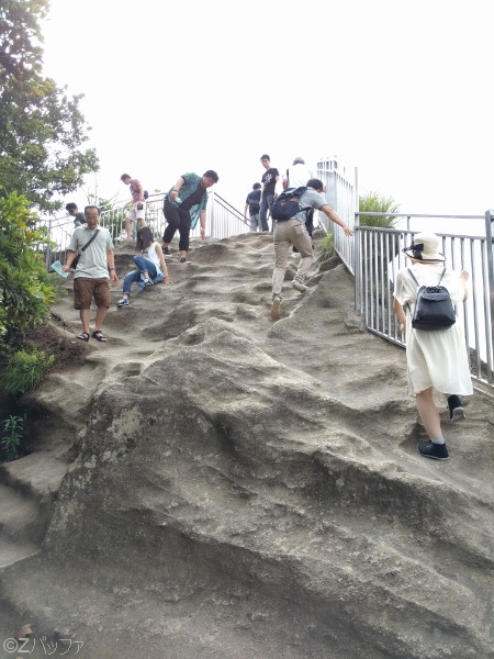 地獄のぞきへ向かう道は険しい