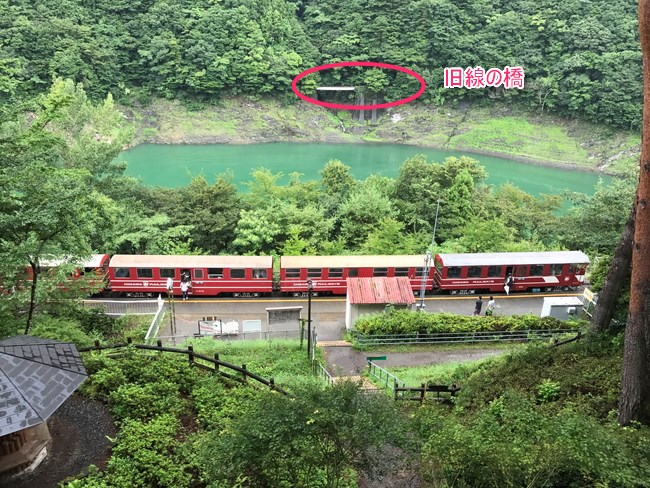 奥大井湖上駅から見える旧線