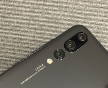 P20 Proのトリプルカメラ