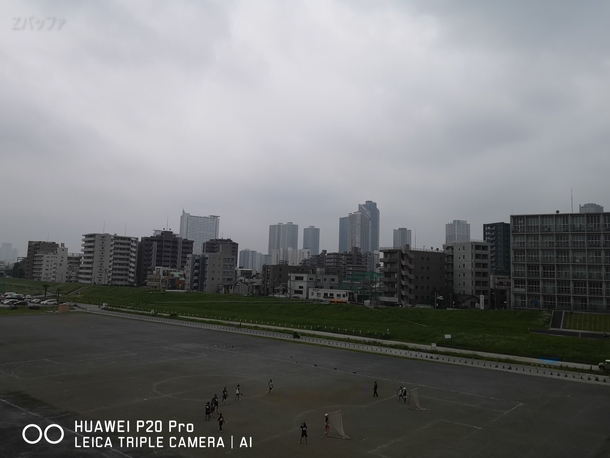 武蔵小杉駅周辺のタワーマンション群