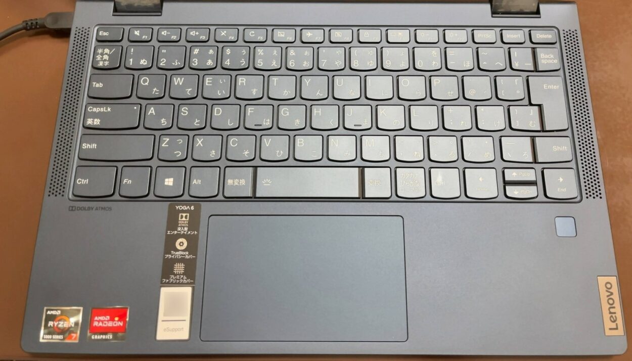 Yoga 660のキーボードとタッチパッド