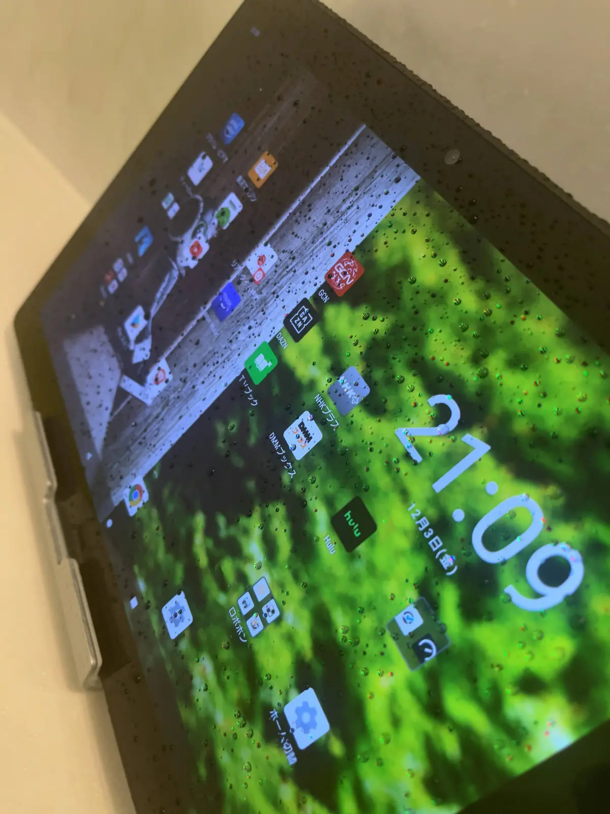 [レビュー]シャープの防水タブレットSH-T01をお風呂で使い続けた